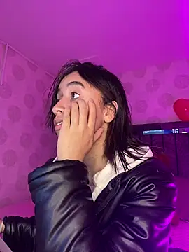 alahia pink online show from 02-27-26, 02:33