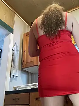 Snapshot of Midnight_Munch chatting on 03-01-26, 03:25 Midnight Munch online show from 03-01-26, 03:25