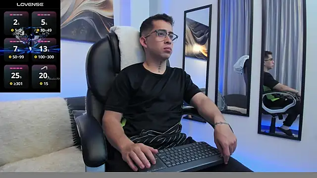 Tommas Jhonson online show from 03-24-26, 03:00