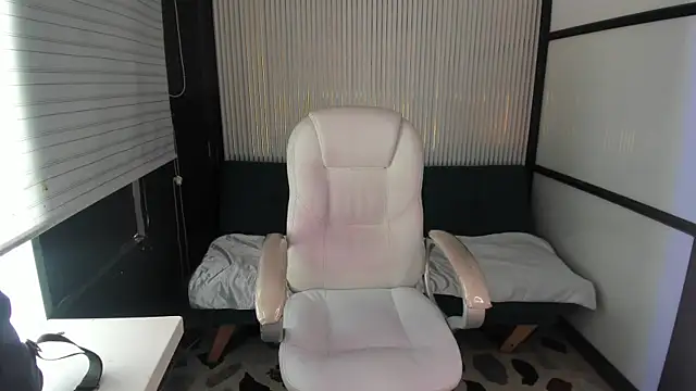 lorraineHunter online show from 04-20-26, 12:52