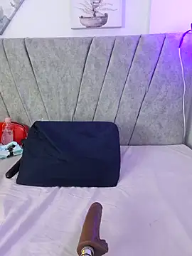 Wild lilhyy online show from 06-21-26, 10:45
