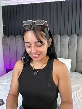 Nanda vixen  online show from 04-03-26, 11:47