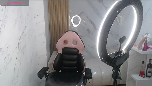 lili mint tf online show from 04-14-26, 03:34