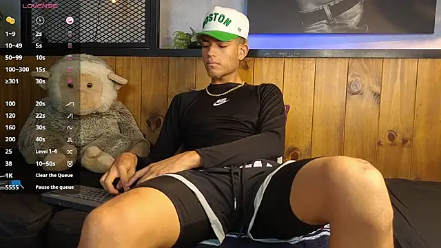 ItsZairen online show from 03-04-26, 03:45