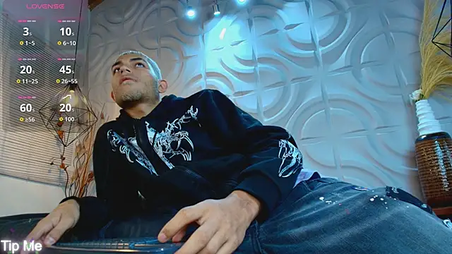 ItsZairen online show from 04-25-26, 04:04