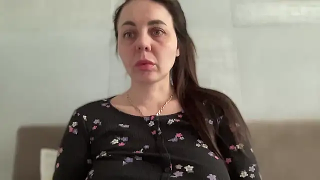 Snapshot of Darsy_Rox chatting on 04-25-26, 10:07 Darsy Rox online show from 04-25-26, 10:07
