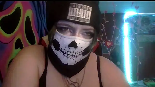 Snapshot of thatskarma chatting on 02-13-26, 05:14 thatskarma online show from 02-13-26, 05:14