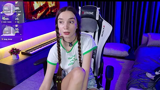 AnnyShore online show from 02-14-26, 03:09