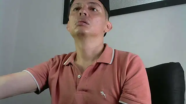 Snapshot of Thommas8a chatting on 03-02-26, 04:36 Thommas8a online show from 03-02-26, 04:36