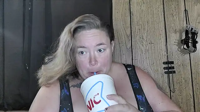 ladylynn13 online show from 06-13-26, 01:20