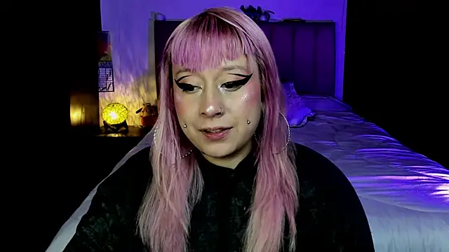 Alicefoxxx wonderlandxxx online show from 04-25-26, 11:13