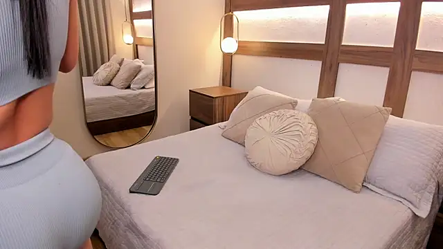 Aurea Silk online show from 03-04-26, 09:21