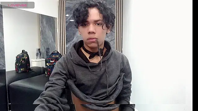 DaviidBuckx  online show from 06-09-26, 09:04