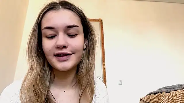 Little ines online show from 02-15-26, 07:51