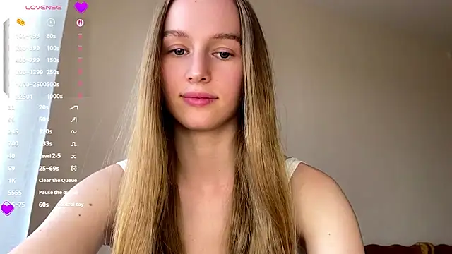 Snapshot of Viktoria_Vibes chatting on 05-07-26, 03:06 Viktoria Vibes online show from 05-07-26, 03:06