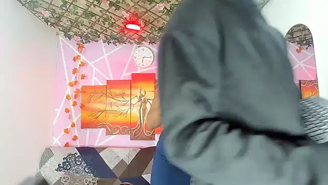 Lizeth hot2002 online show from 02-16-26, 01:46