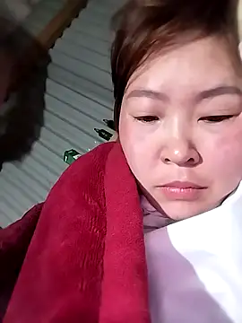 Yiyoongg online show from 02-15-26, 11:23