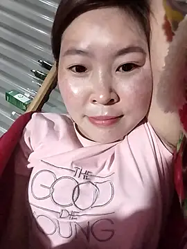 Yiyoongg online show from 02-23-26, 01:25