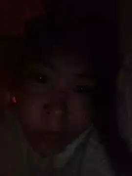 Snapshot of Yiyoongg chatting on 06-18-26, 11:42 Yiyoongg online show from 06-18-26, 11:42