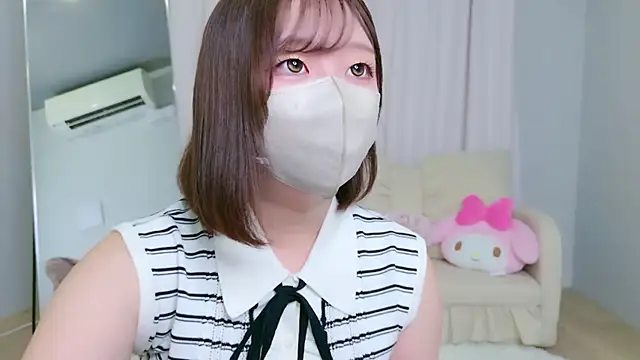 Snapshot of Saki_chanF chatting on 07-20-26, 08:06 Saki chanF online show from 07-20-26, 08:06