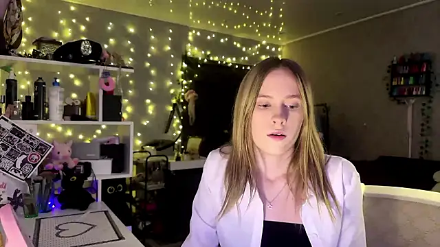 amily sunray online show from 03-05-26, 01:40