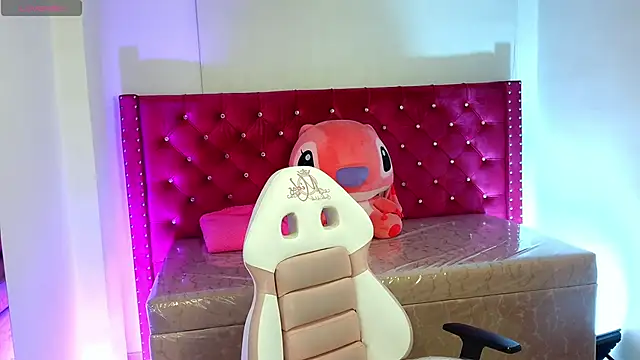 babyy nicols m online show from 05-01-26, 10:42