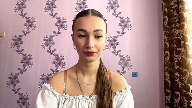 LacieHelaire online show from 03-05-26, 07:04