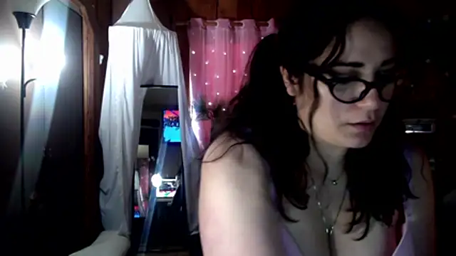 VelvetBrunetteXo online show from 02-20-26, 08:20