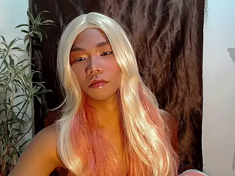 shopiaxox1 online show from 02-22-26, 04:13