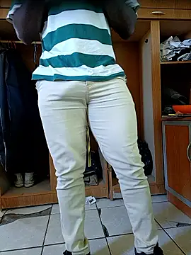 Snapshot of Rough-Big-Djay chatting on 03-03-26, 09:04 Rough-Big-Djay online show from 03-03-26, 09:04