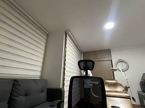 Encantadora Eva online show from 02-14-26, 01:35