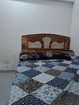 LIZANI 0 online show from 02-22-26, 03:29