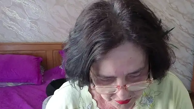 xMaryxAnne online show from 05-06-26, 11:15