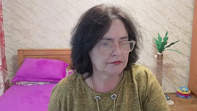 xMaryxAnne online show from 05-24-26, 05:18