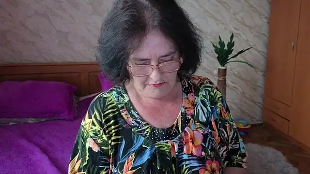 xMaryxAnne online show from 06-11-26, 01:42
