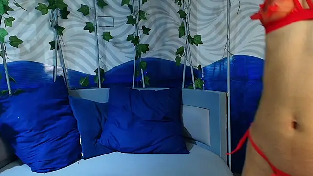 sophieBlair  online show from 02-12-26, 07:31