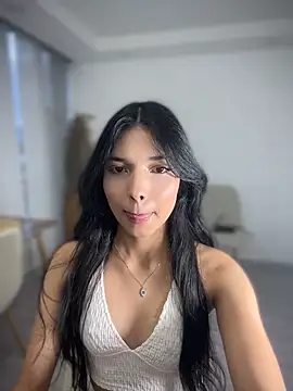 jadelaurent online show from 07-26-26, 11:00