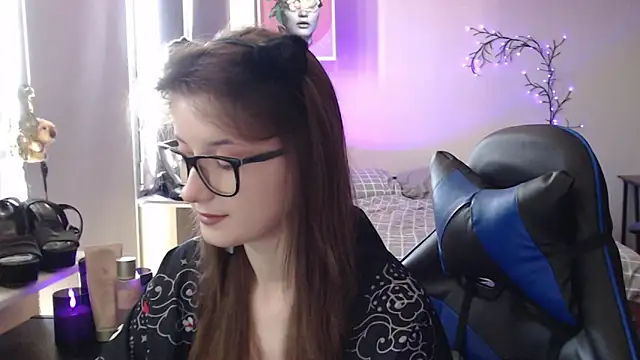 LunaXcherry online show from 05-10-26, 11:04