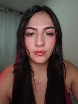 Alessia fiore333 online show from 04-21-26, 01:42