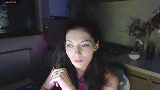 Snapshot of AyanaGrumpix chatting on 06-15-26, 12:35 AyanaGrumpix online show from 06-15-26, 12:35