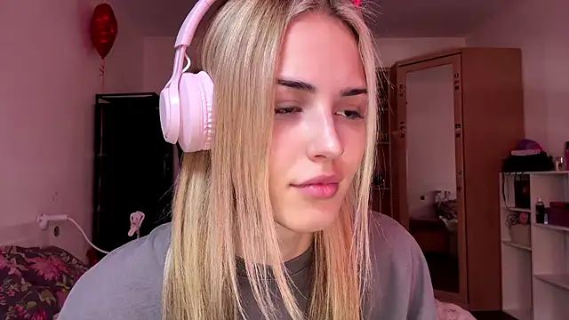 Evva mayy online show from 03-05-26, 10:44