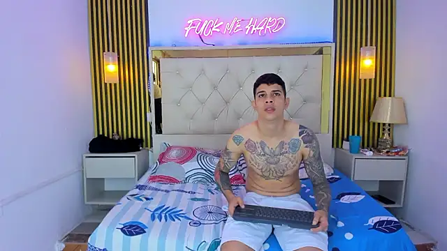 Adventurous Boys online show from 03-15-26, 06:03