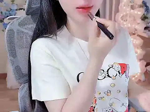 Snapshot of Agnelyn___ chatting on 07-11-26, 01:19 Agnelyn online show from 07-11-26, 01:19