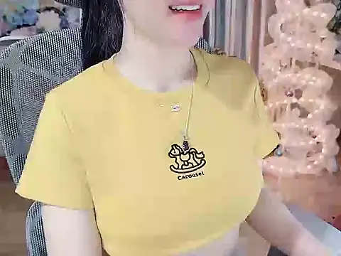 Snapshot of Agnelyn___ chatting on 07-15-26, 01:49 Agnelyn online show from 07-15-26, 01:49