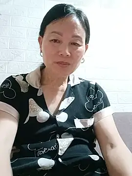 Kiss love2 online show from 05-23-26, 01:59