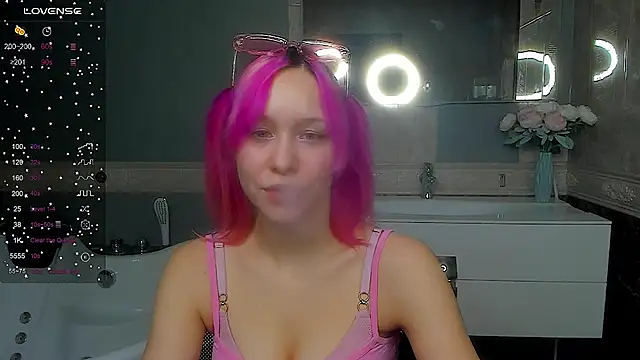 EmilyTrase online show from 03-26-26, 03:45