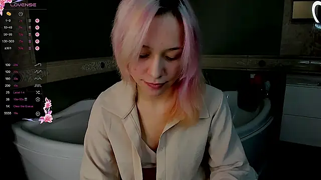 EmilyTrase online show from 04-19-26, 01:27