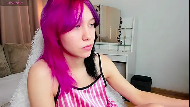 EmilyTrase online show from 07-31-26, 01:05