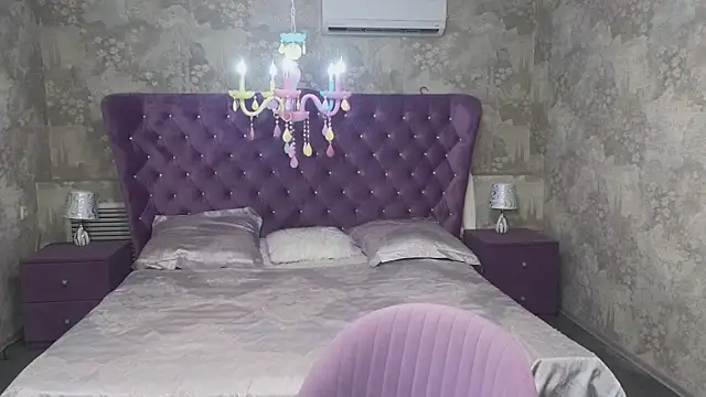 Anna Kenan online show from 02-12-26, 08:42