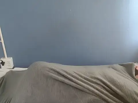 Sweet-Bella17 online show from 02-13-26, 07:26